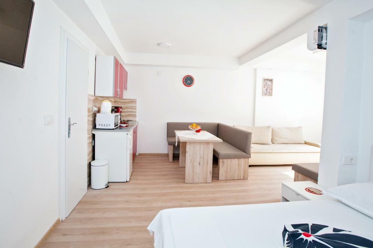 The Garden Rooms & Suites Сплит Екстериор снимка
