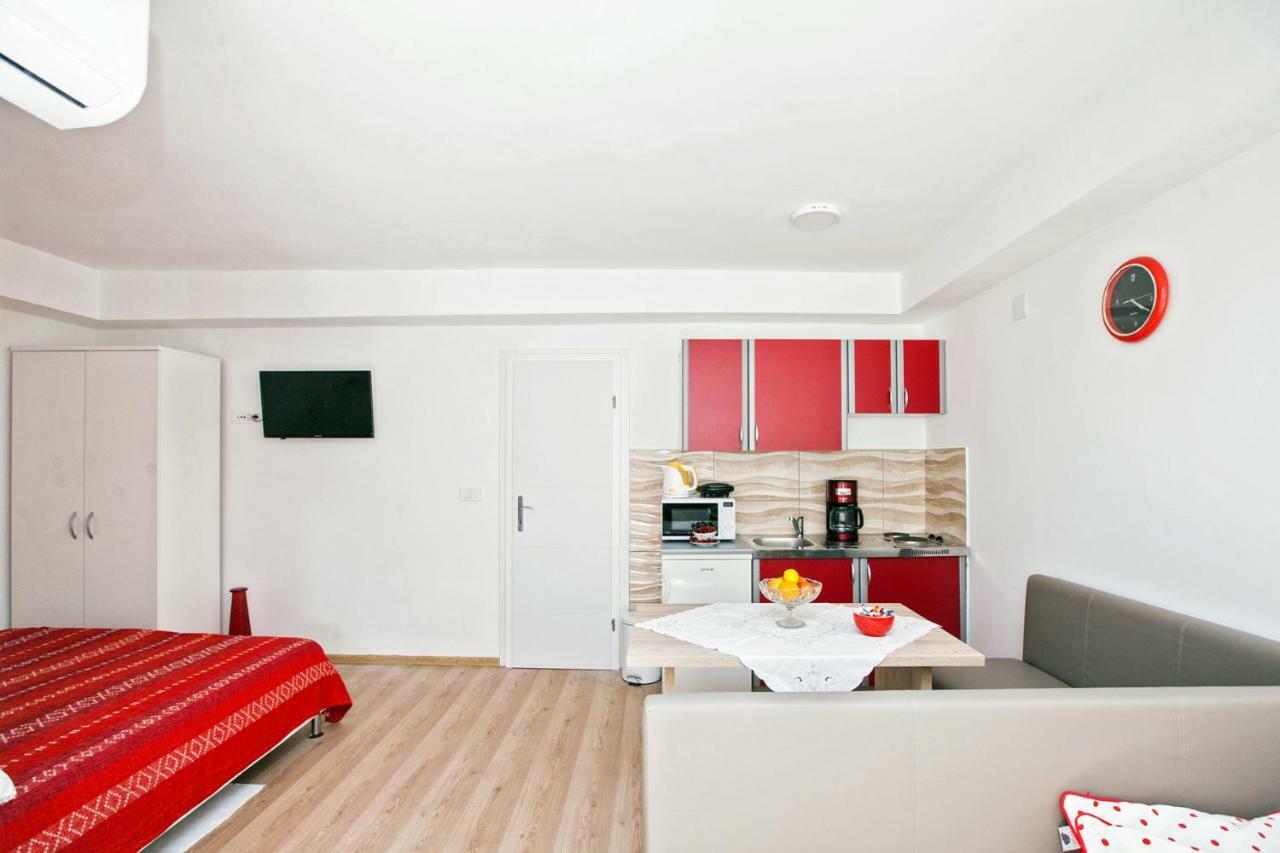 The Garden Rooms & Suites Сплит Екстериор снимка