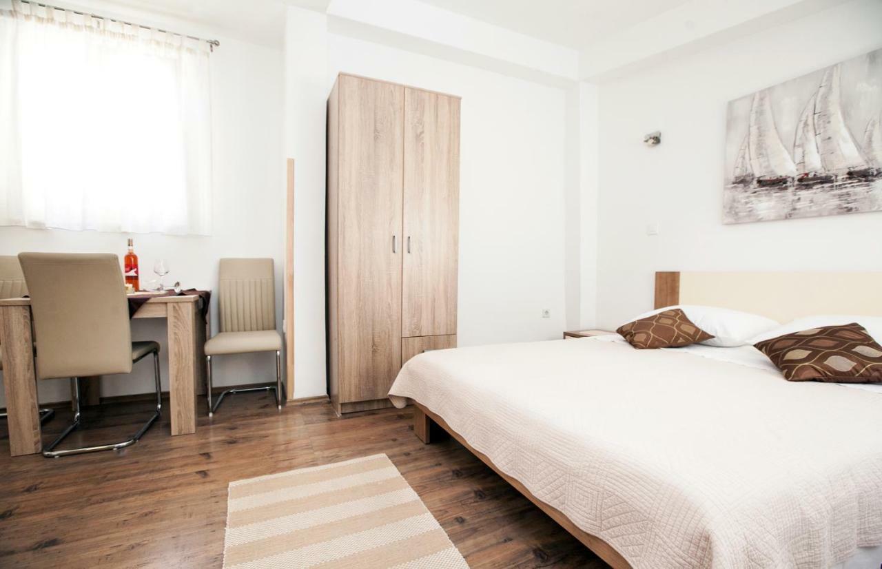 The Garden Rooms & Suites Сплит Екстериор снимка