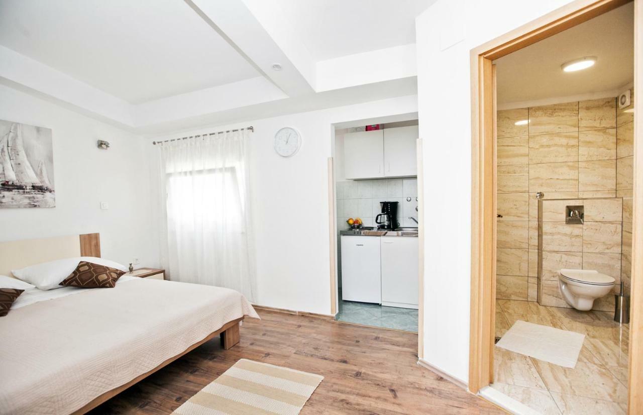 The Garden Rooms & Suites Сплит Екстериор снимка